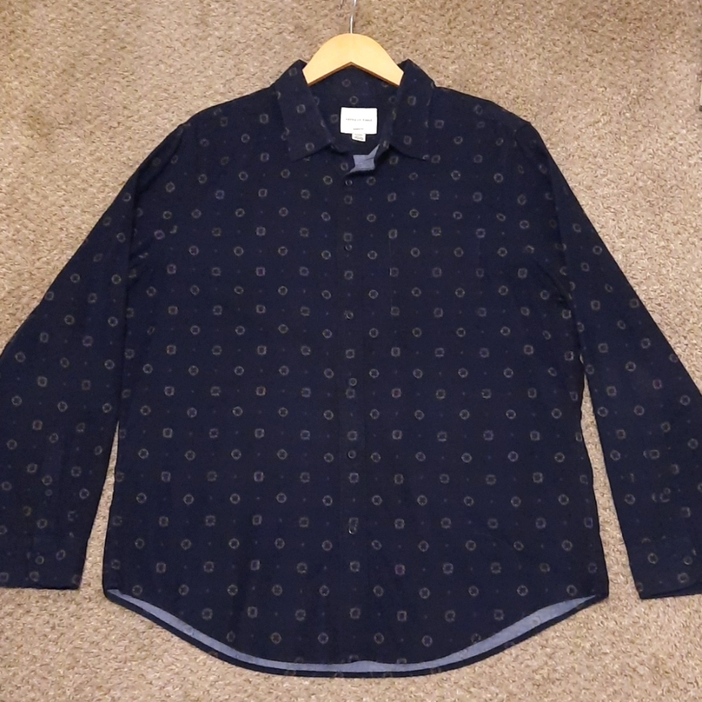 American Eagle Corduroy Patterned Buttondown - image 1